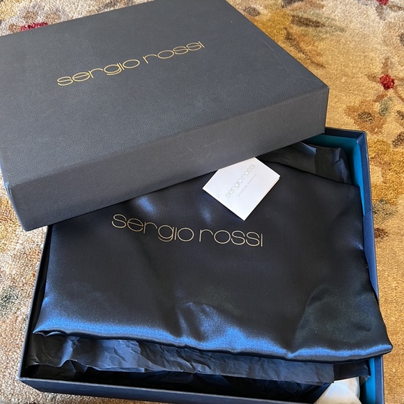 Studded sandal heals - Picture 10 of 11